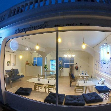 Zleepinezz Hostel Аюттхая Экстерьер фото